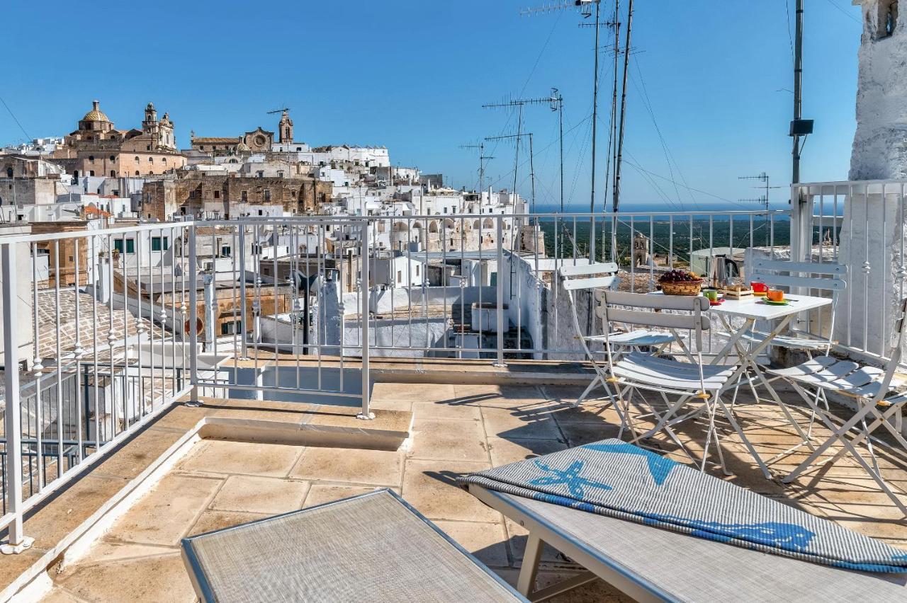 Апартаменти Ostuni Style - 2 Terraces With Sea Views Екстер'єр фото