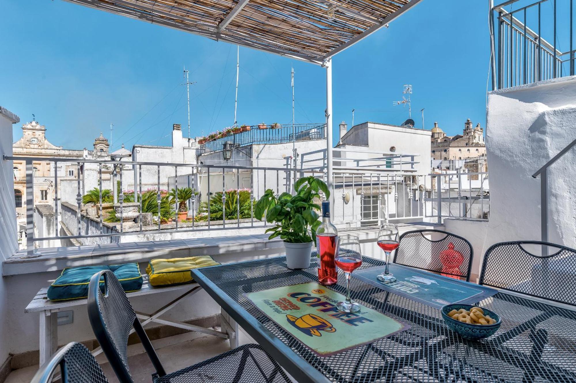Апартаменти Ostuni Style - 2 Terraces With Sea Views Екстер'єр фото