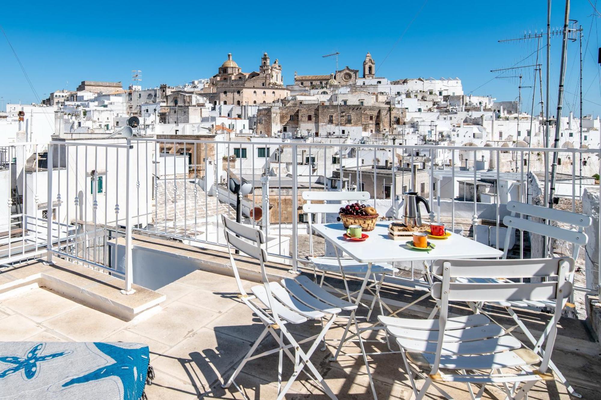 Апартаменти Ostuni Style - 2 Terraces With Sea Views Екстер'єр фото